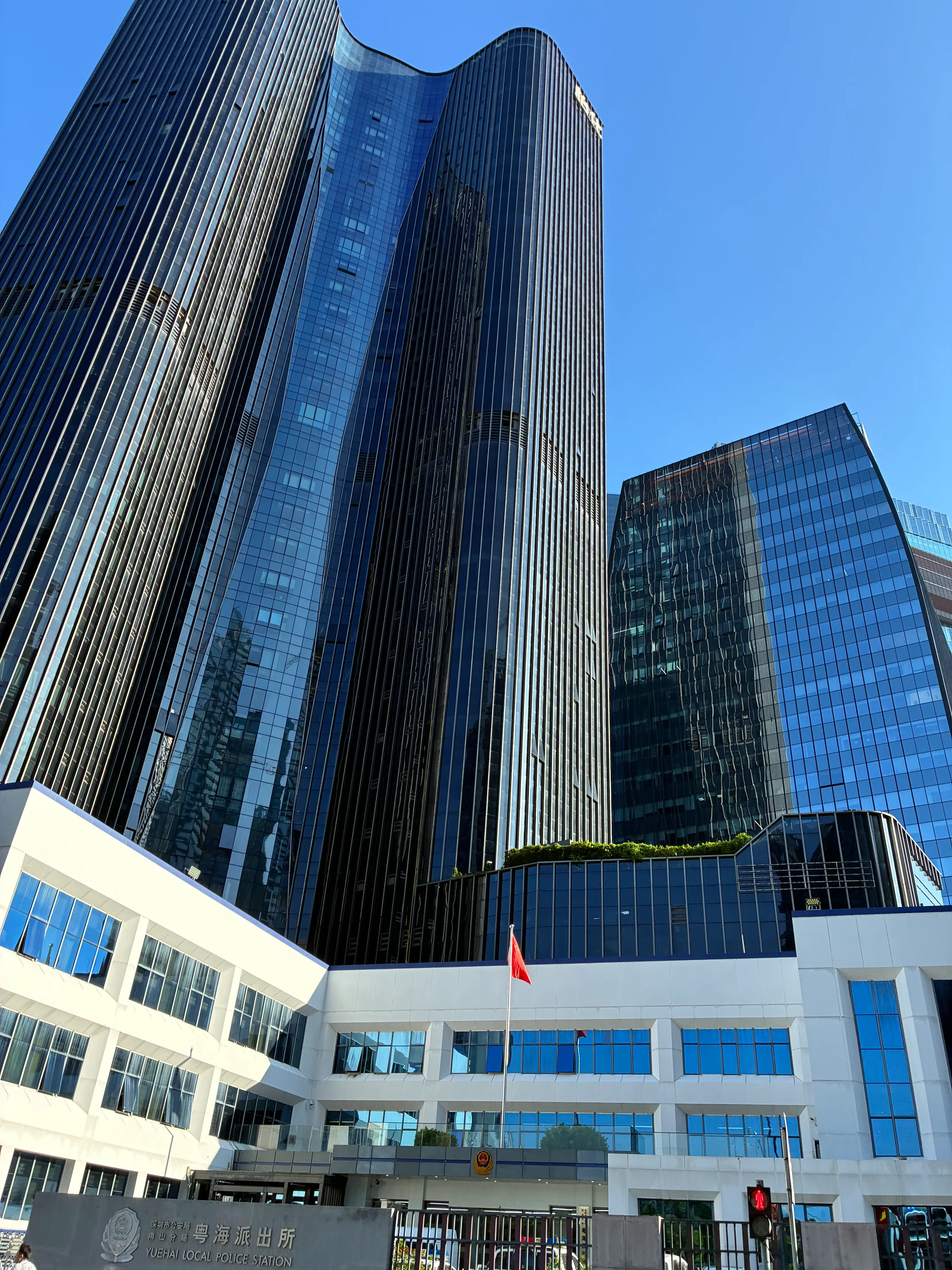 title= title=